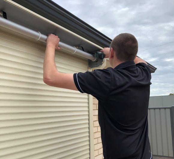 Install Roller Shutter