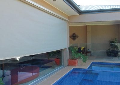 Slidetrack outdoor blinds