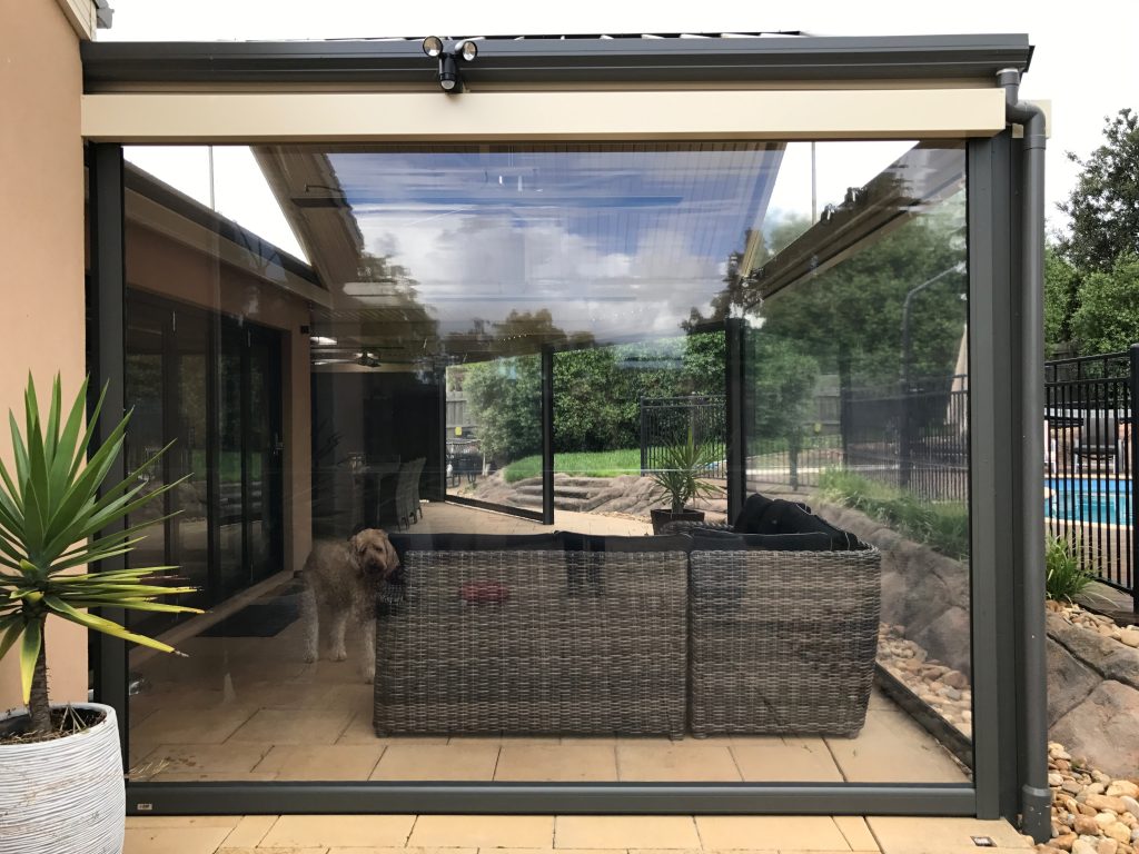 Install cafe blinds with Dynamic home enhancements